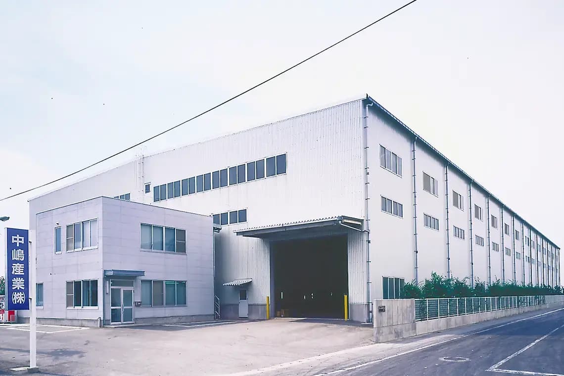 大牟田工場第三期工事完成時の外観