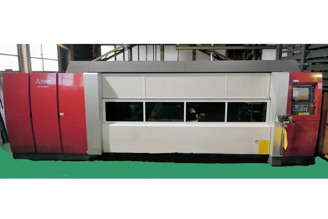 三菱ファイバーレーザー切断機